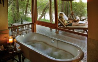 Imbali-Safari-Lodge-Suite-Bathroom