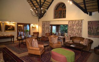 Walkersons-Hotel-Lounge