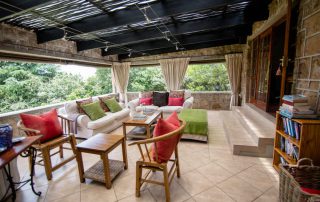 Walkersons-Hotel-Veranda