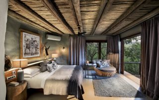 Guest-cottage-bedroom-at-andBeyond-Phinda-Rock-Lodge-Xscape4u