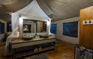 Pafuri-luxury-tented-camp-Xscape4u-Bathroom-Kruger-National-Park