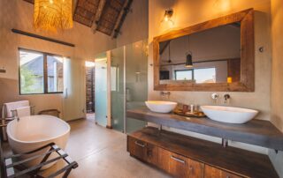 Elephant-Point-Mhisi-Bathroom-Kruger-Natinoal-Park-Xscape4u