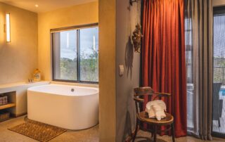 Elephant-Point-Mhelembe-Bathroom-Kruger-National-Park-Xscape4u