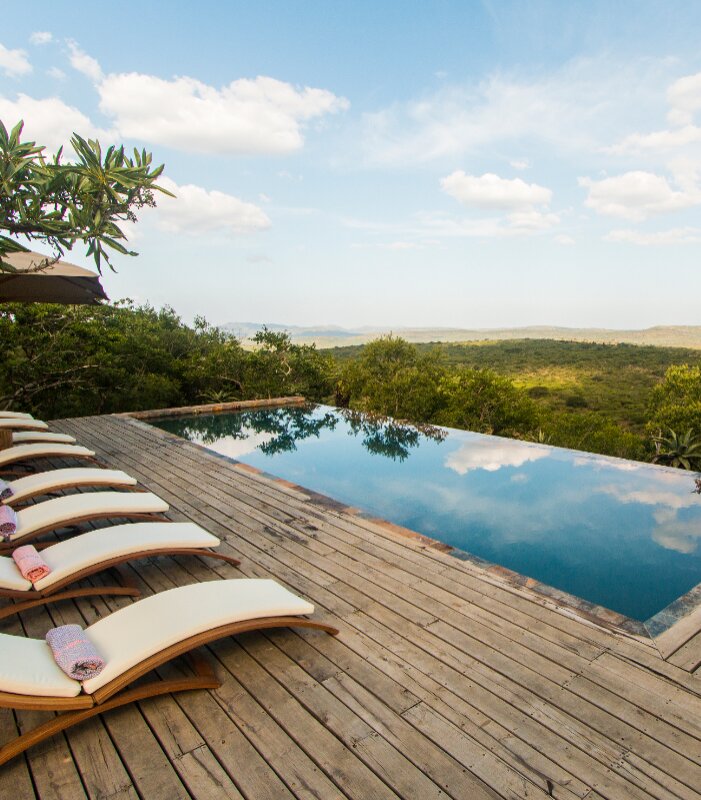 Rhino-Ridge-Pool-Hluhluwe-iMfolozi-Park-Xscape4u